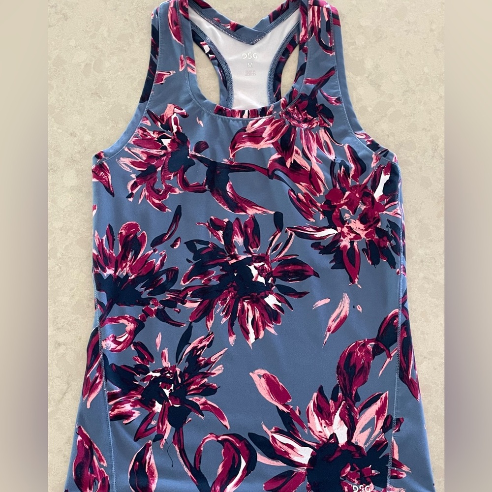 DSG Performance Tank Top Blue and Berry Print M